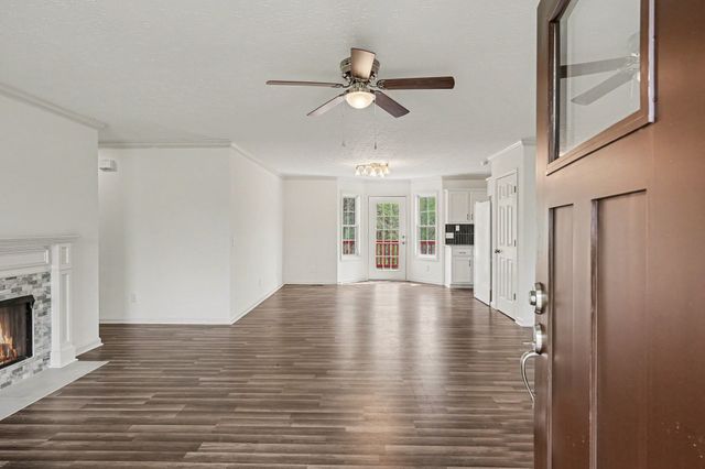 1230 Bearwallow Rd, Ashland City, TN 37015