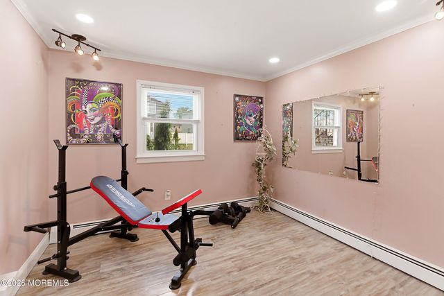 16 E Pleasant Avenue, Sewaren, NJ 07077