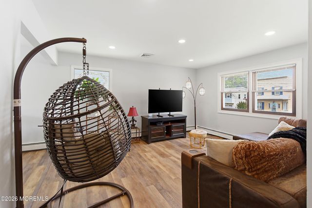 16 E Pleasant Avenue, Sewaren, NJ 07077