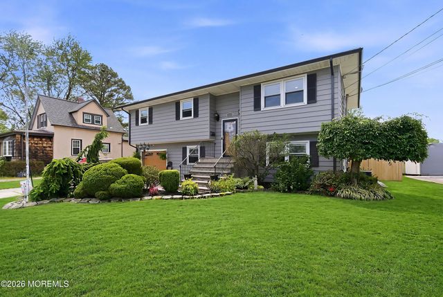 16 E Pleasant Avenue, Sewaren, NJ 07077