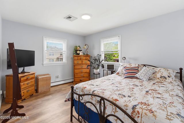 16 E Pleasant Avenue, Sewaren, NJ 07077