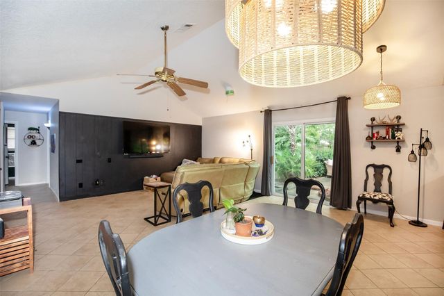 1100 Kipp Avenue, Kemah, TX 77565