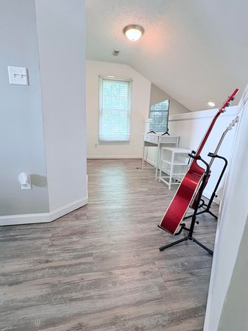 384 Kings Trace Drive, Berea, KY 40403
