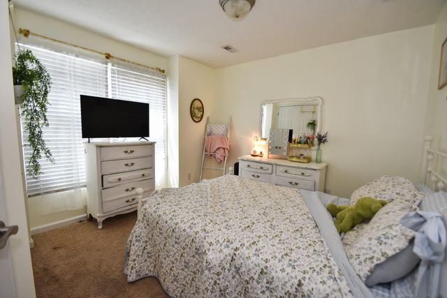 384 Kings Trace Drive, Berea, KY 40403