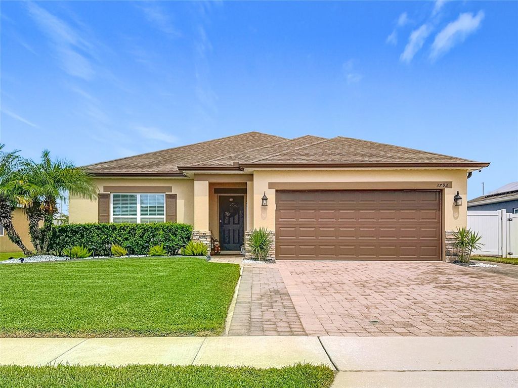 3792 BRIARWOOD ESTATES CIRCLE, St Cloud, FL 34772