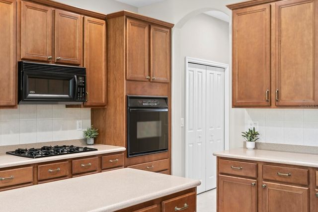 10235 ESTUARY DRIVE, Tampa, FL 33647
