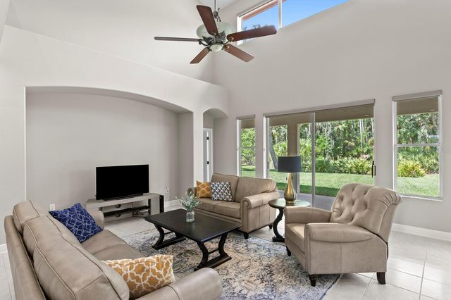 10235 ESTUARY DRIVE, Tampa, FL 33647