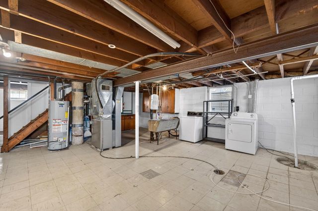 3753 Whittaker AVENUE, Cudahy, WI 53110