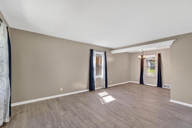3753 Whittaker AVENUE, Cudahy, WI 53110