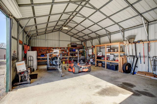 1675 Watterson RD, Red Rock, TX 78662