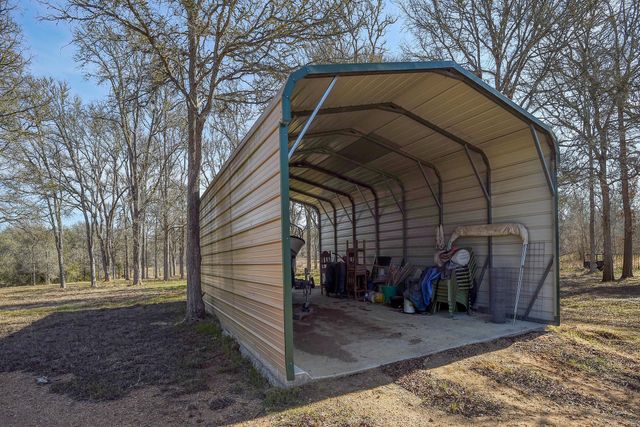 1675 Watterson RD, Red Rock, TX 78662