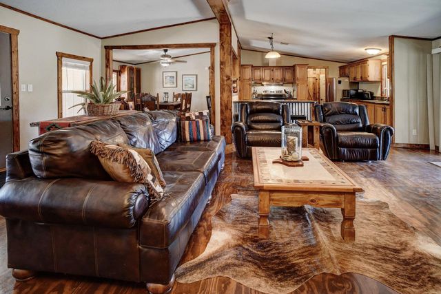 1675 Watterson RD, Red Rock, TX 78662