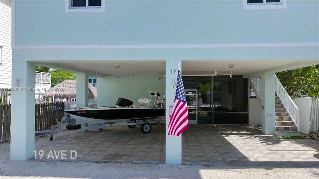 19 Avenue D, Key Largo, FL 33037