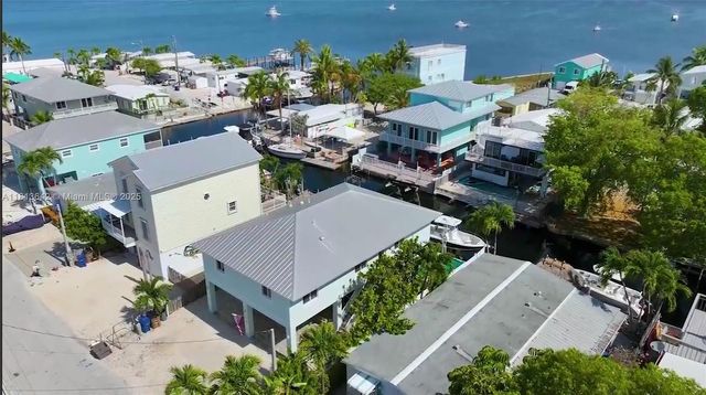 19 Avenue D, Key Largo, FL 33037