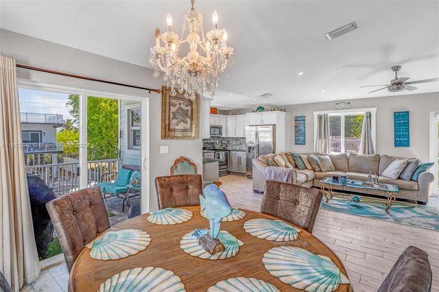 19 Avenue D, Key Largo, FL 33037