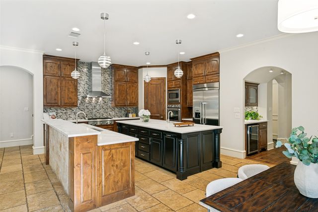 2121 Kimball Hill Court, Southlake, TX 76092