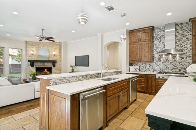 2121 Kimball Hill Court, Southlake, TX 76092