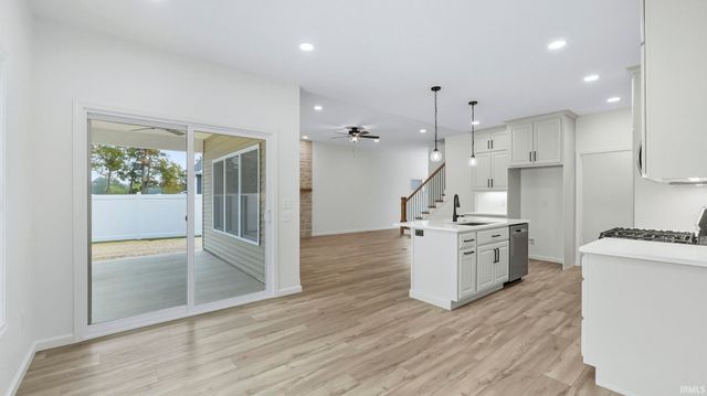 1110 Olympiada Knoll, Fort Wayne, IN 46845