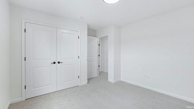 1110 Olympiada Knoll, Fort Wayne, IN 46845