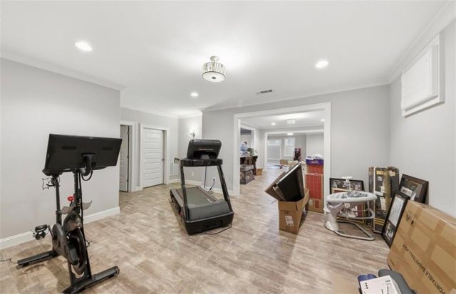 1041 Pine Grove Avenue NE, Atlanta, GA 30319