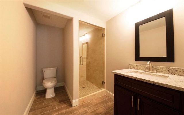 1041 Pine Grove Avenue NE, Atlanta, GA 30319