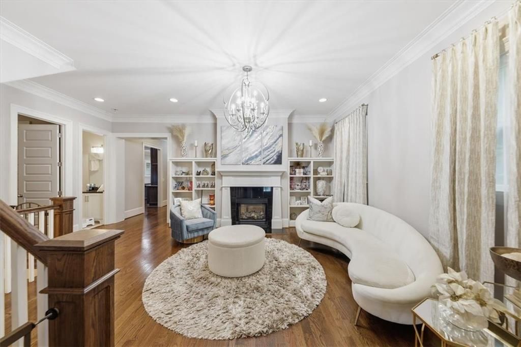 Image 5 of property listing at 1041 Pine Grove Avenue NE, Atlanta, GA 30319