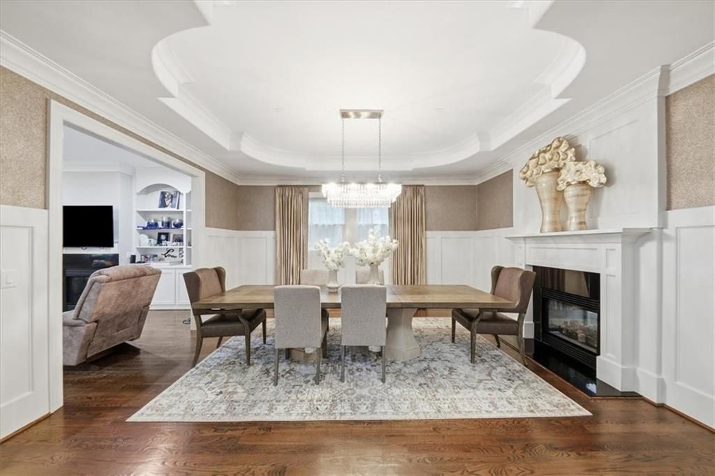 Image 8 of property listing at 1041 Pine Grove Avenue NE, Atlanta, GA 30319