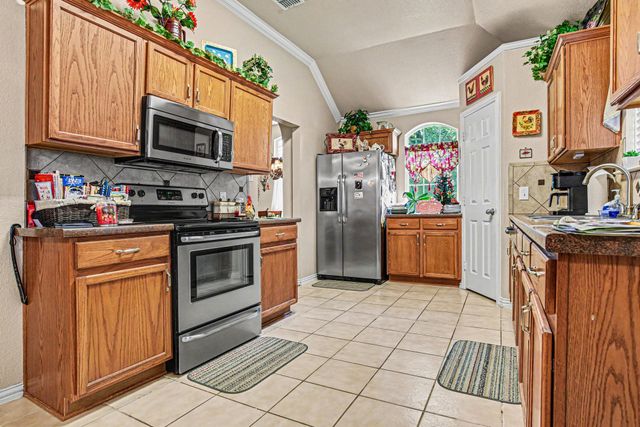 406 Northgate Drive, Terrell, TX 75160