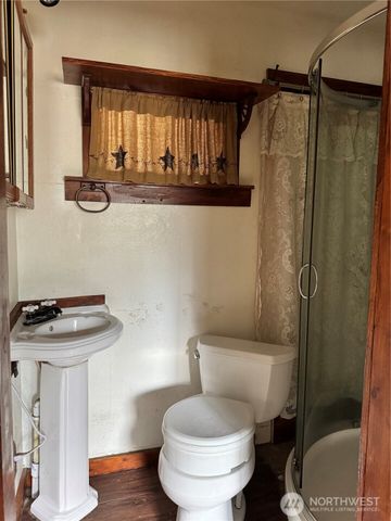 13 Rope and Saddle Lane, Tonasket, WA 98855