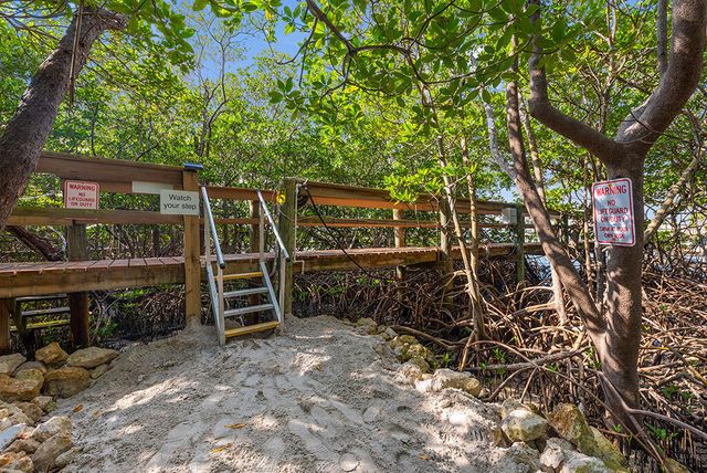 23 NE Macarthur Boulevard, Stuart, FL 34996