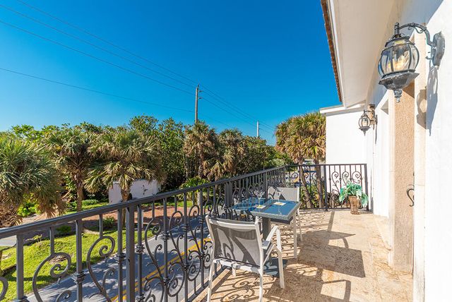 23 NE Macarthur Boulevard, Stuart, FL 34996