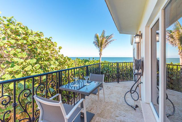 23 NE Macarthur Boulevard, Stuart, FL 34996