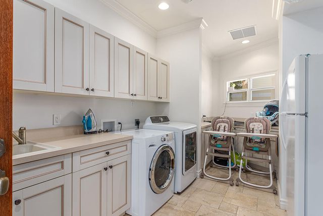 23 NE Macarthur Boulevard, Stuart, FL 34996