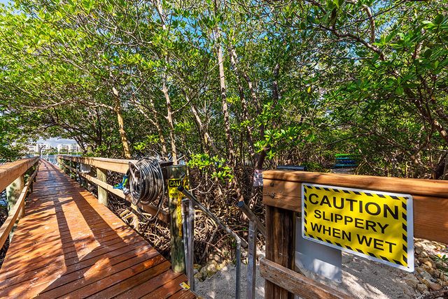 23 NE Macarthur Boulevard, Stuart, FL 34996