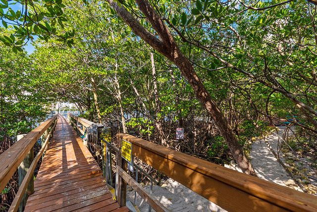 23 NE Macarthur Boulevard, Stuart, FL 34996