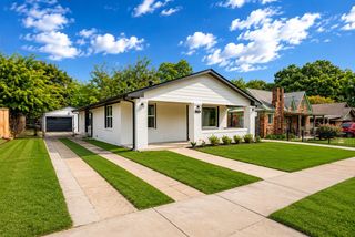 2742 Burlington Boulevard, Dallas, TX 75211