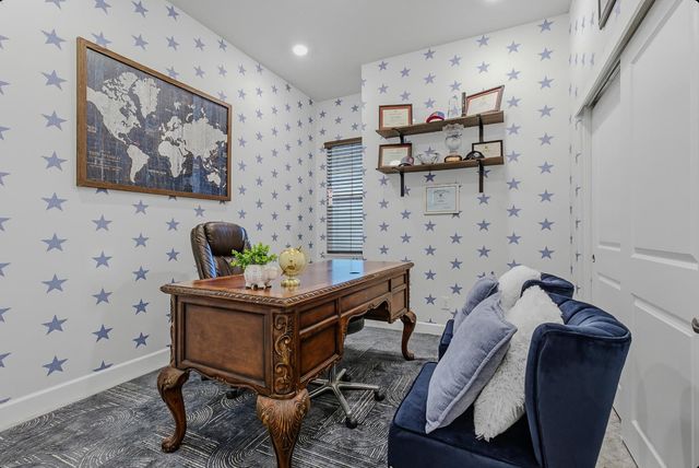 1425 Wadsworth Cir, Roseville, CA 95747