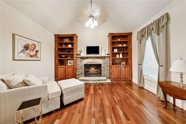 102 Townsend Pass, Alpharetta, GA 30004