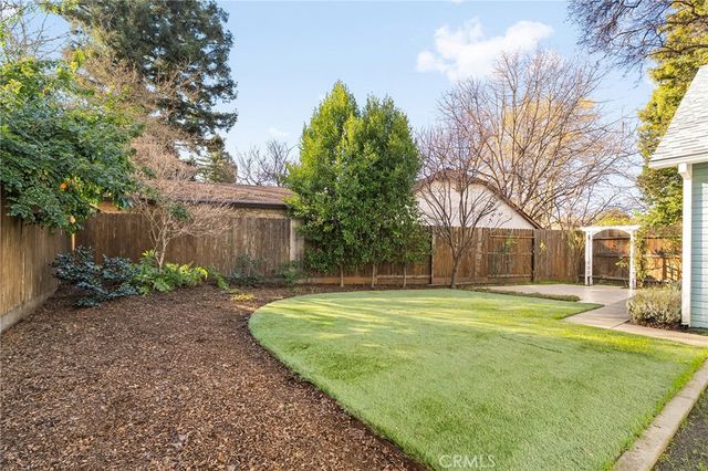 30 Clairidge, Chico, CA 95926