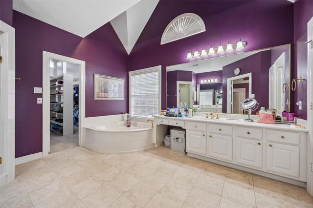 1686 Kelliwood Oaks Drive, Katy, TX 77450