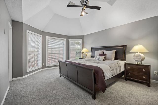 1686 Kelliwood Oaks Drive, Katy, TX 77450