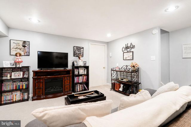 5161 EUSTON CT, Bensalem, PA 19020