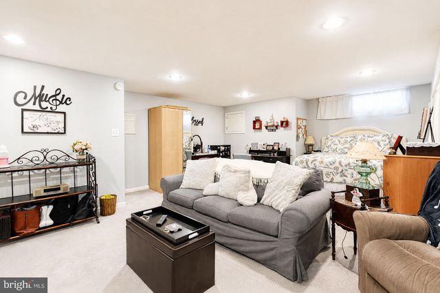5161 EUSTON CT, Bensalem, PA 19020