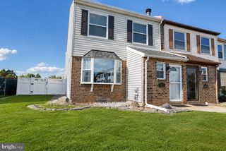 5161 EUSTON CT, Bensalem, PA 19020