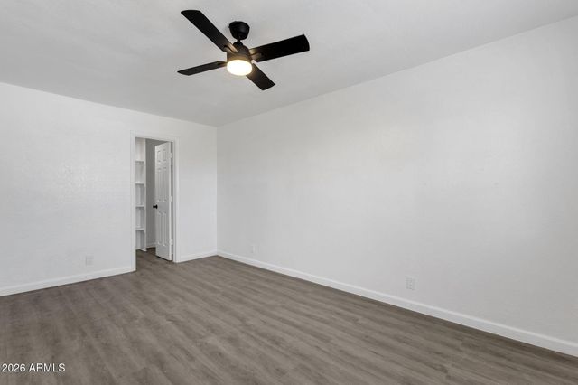 424 W BROWN Road 202, Mesa, AZ 85201