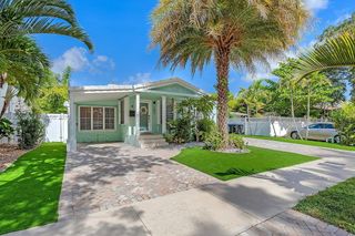 1621 NE 3rd Court, Fort Lauderdale, FL 33301