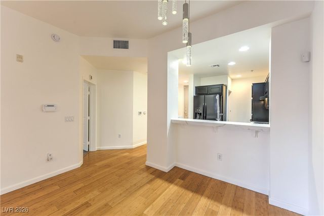 43 East Agate Avenue 201, Las Vegas, NV 89123