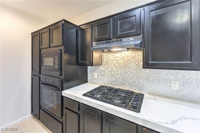 43 East Agate Avenue 201, Las Vegas, NV 89123