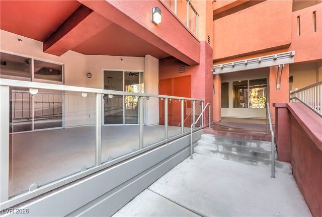 43 East Agate Avenue 201, Las Vegas, NV 89123