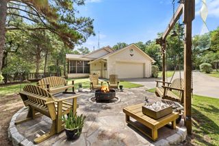 236 Pony Express DR, Smithville, TX 78957